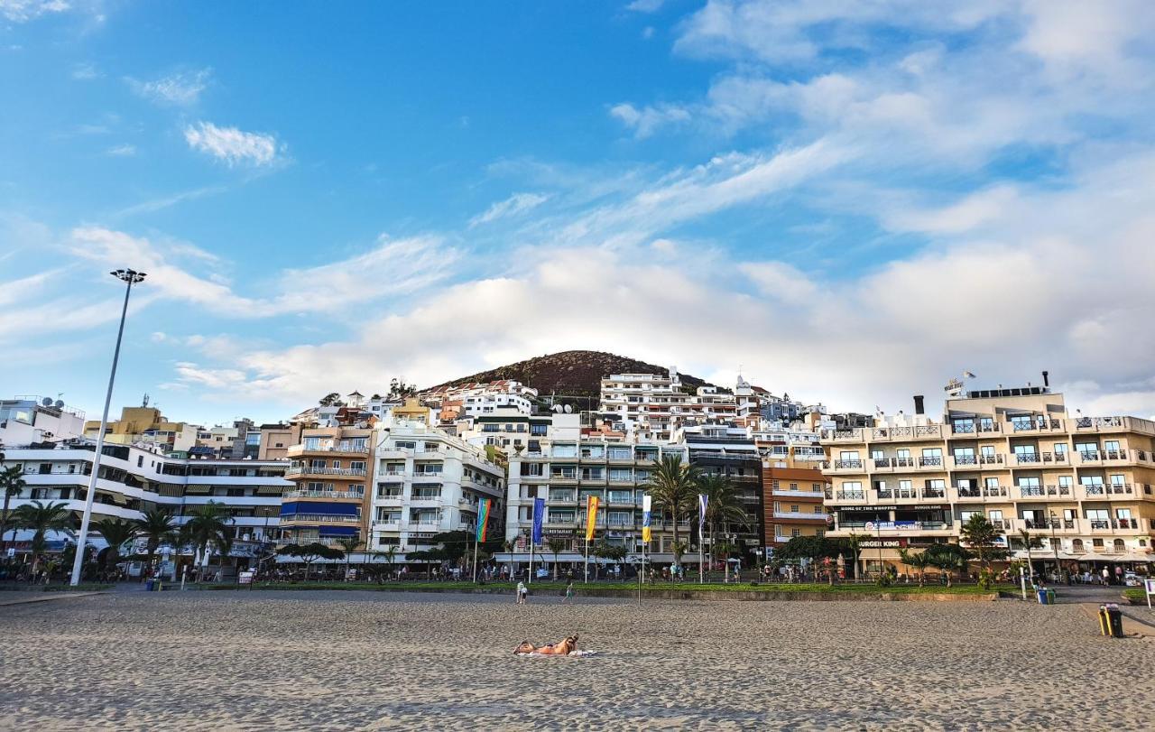 La Maricita Cristianos - Beach Front & Sea View Лос Кристианос Екстериор снимка